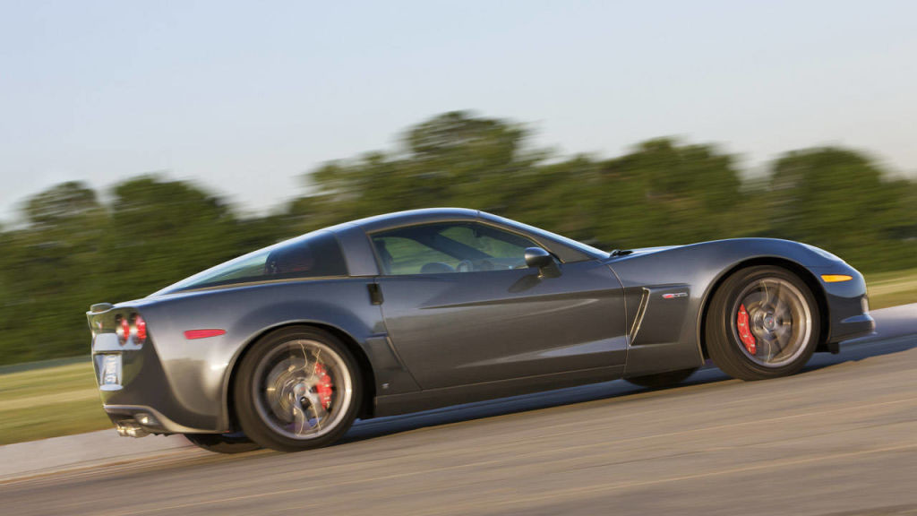 Why A C6 Sixth Gen Corvette Is Great And How To Shop For