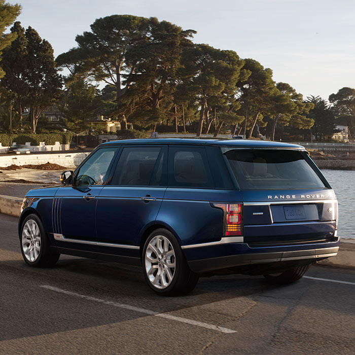 2016 Land Rover Range Rover HSE Rear View Driving in Superior, CO